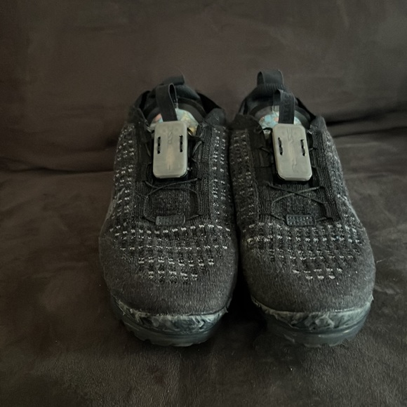NIKE VAPORMAX - Picture 2 of 4